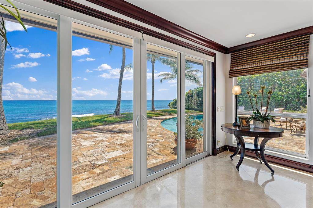 BLOWING ROCKS - Residential