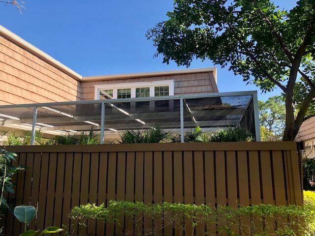 WINCHESTER COURT - Residential Lease