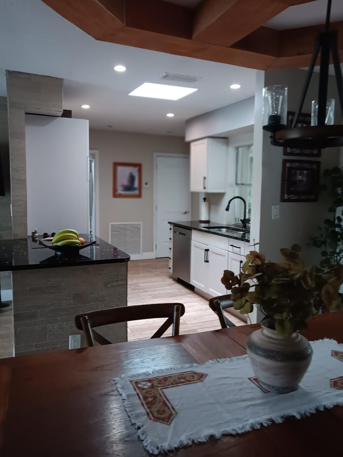 Westwood Commy 6 81-35 B - Residential