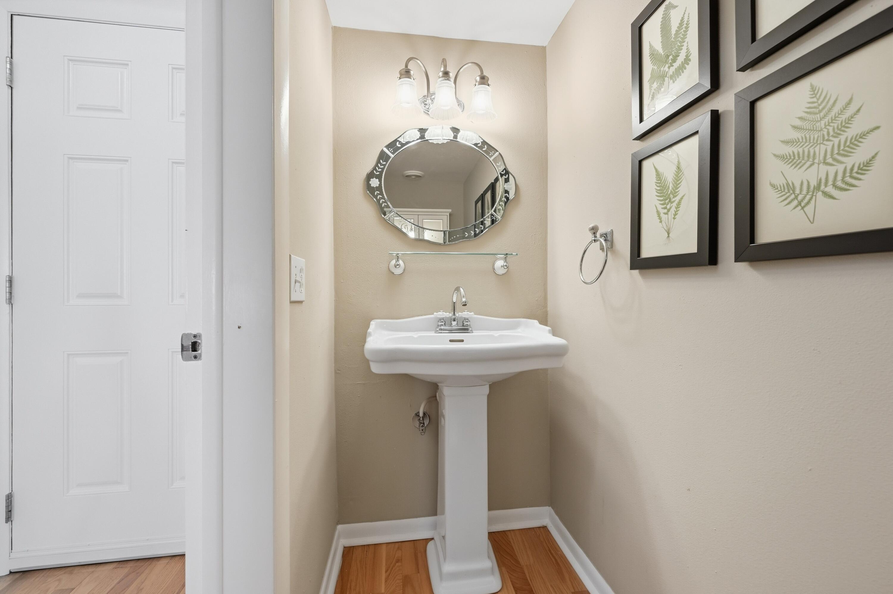 TENNIS CLUB DAVIS CONDO - Residential