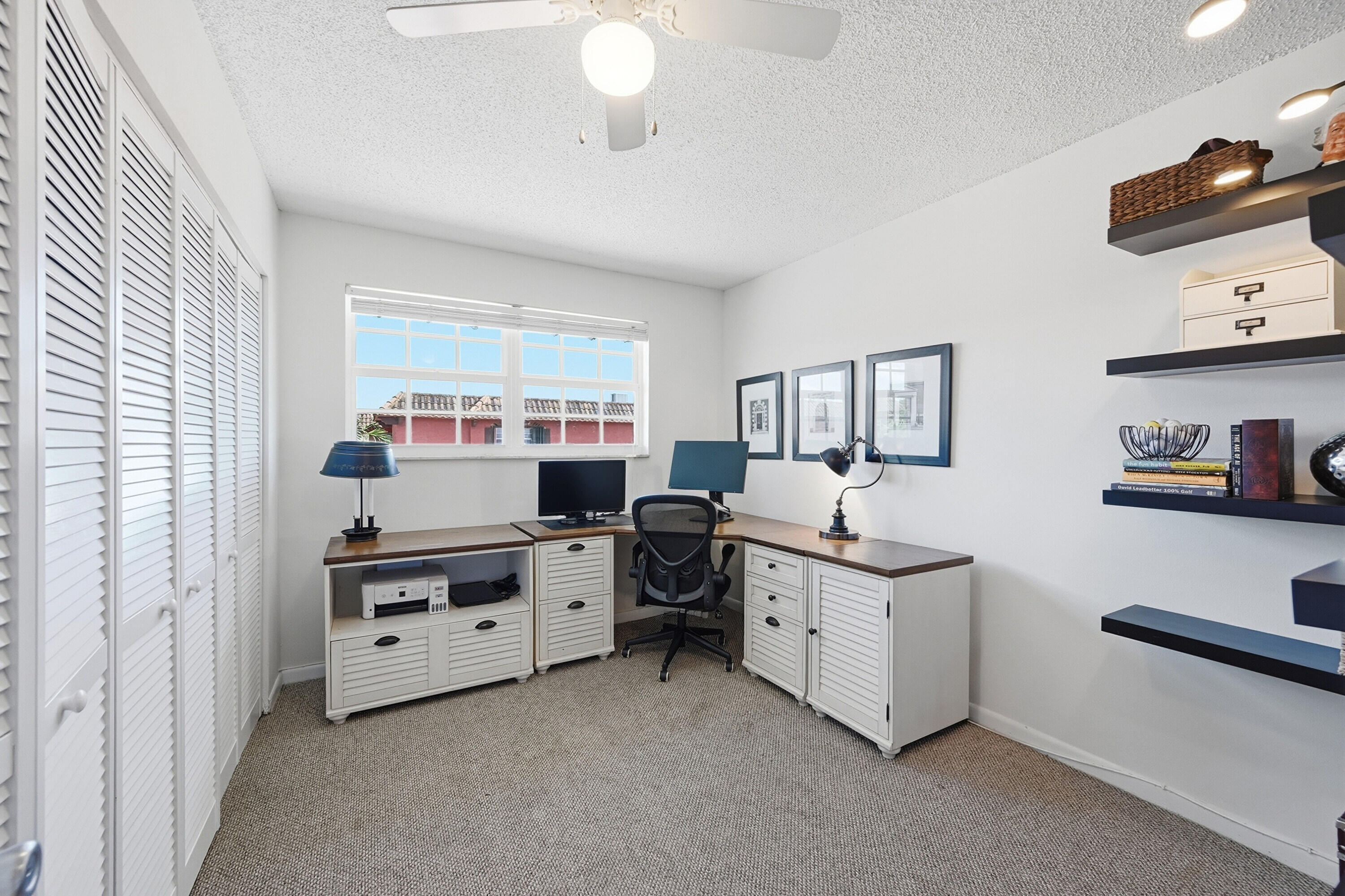 TENNIS CLUB DAVIS CONDO - Residential