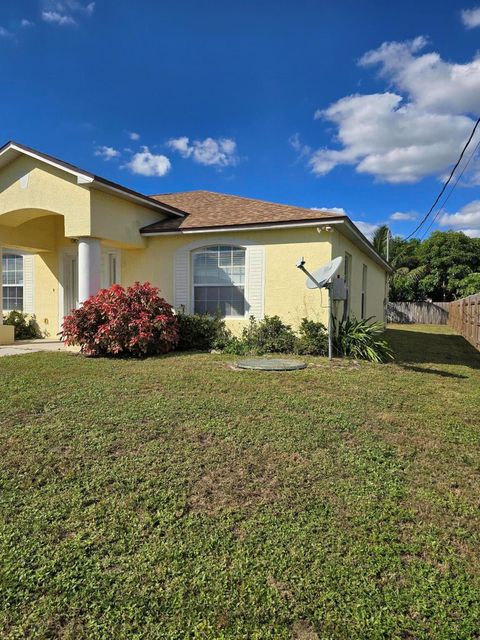 A home in Port St Lucie