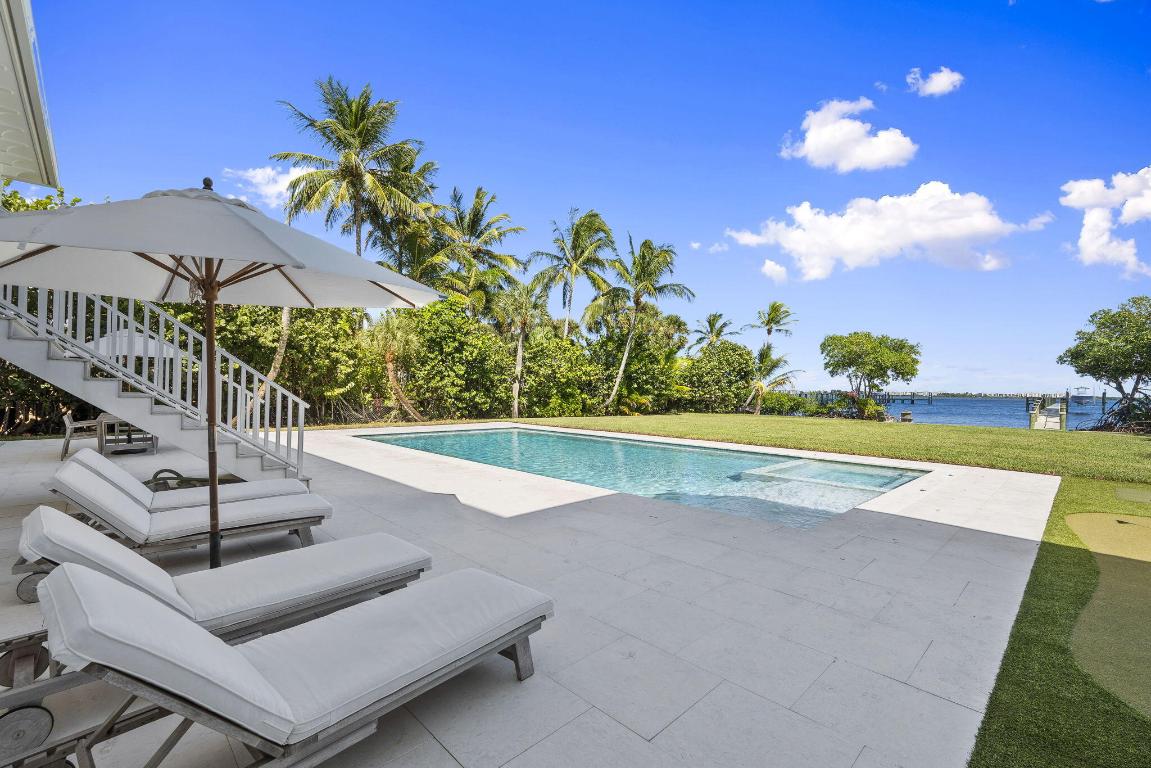 54 S Sewalls Point Road