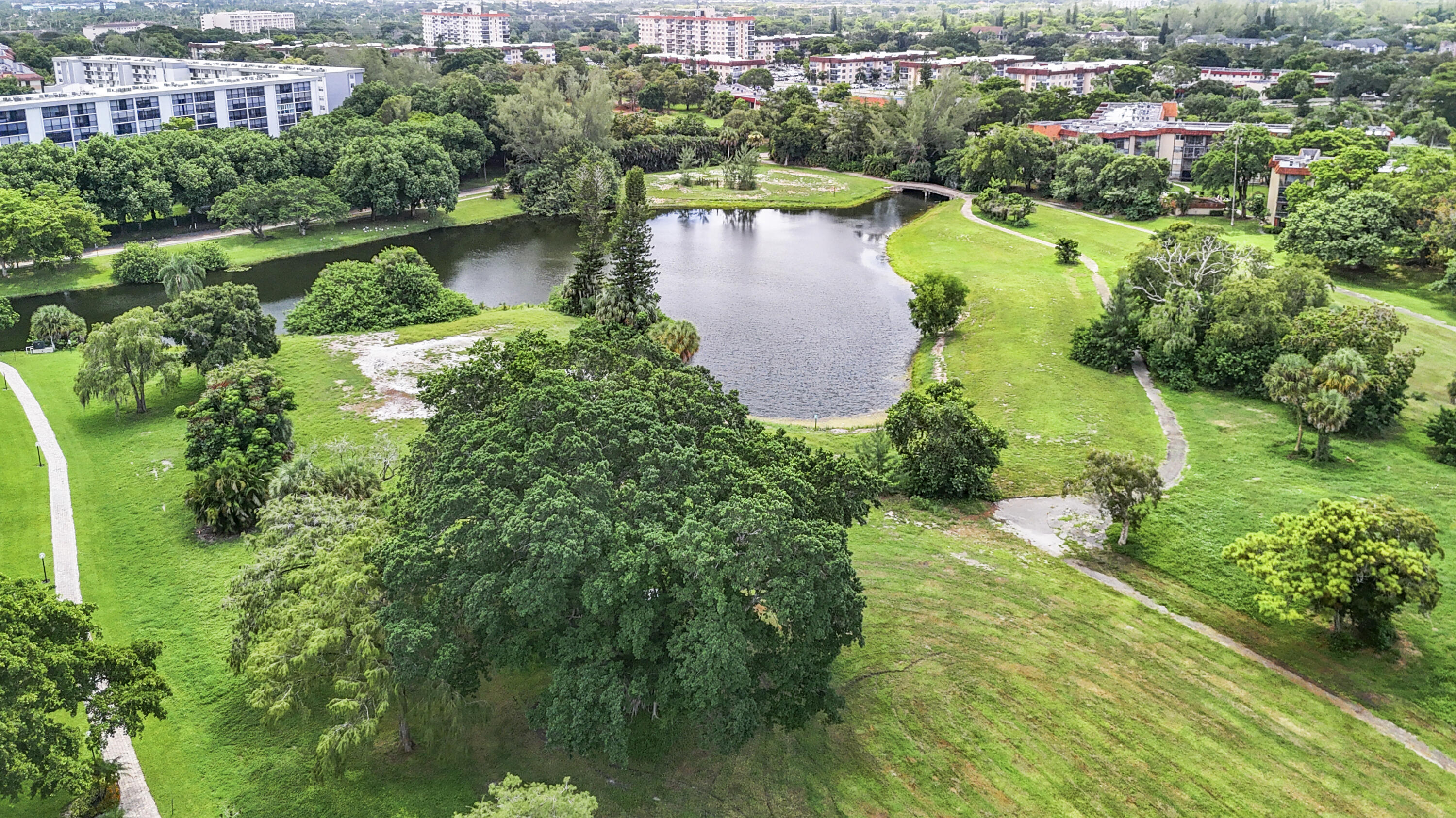 GREENS OF INVERRARY PHASE - Residential
