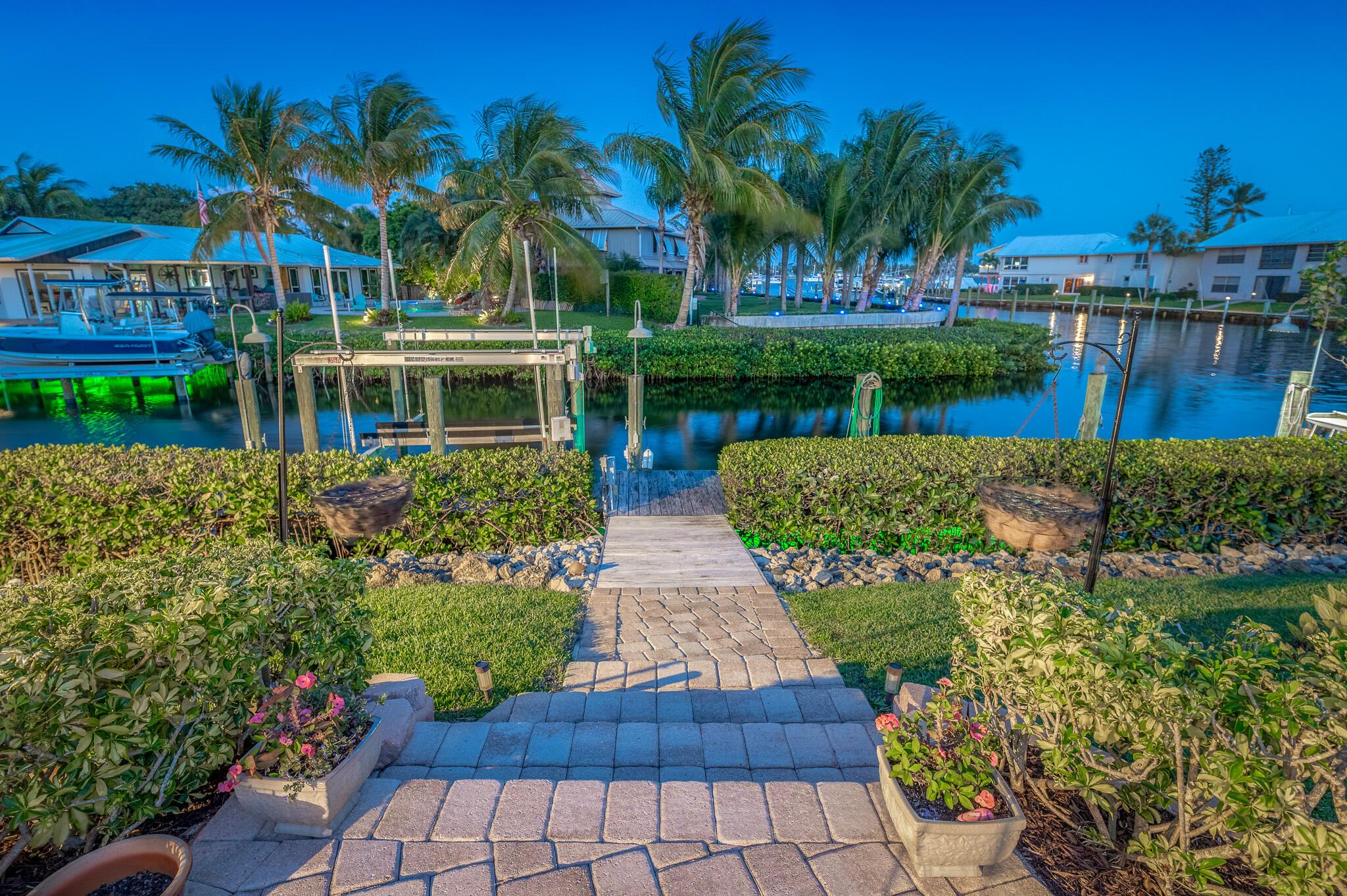 MARINER CAY - Residential