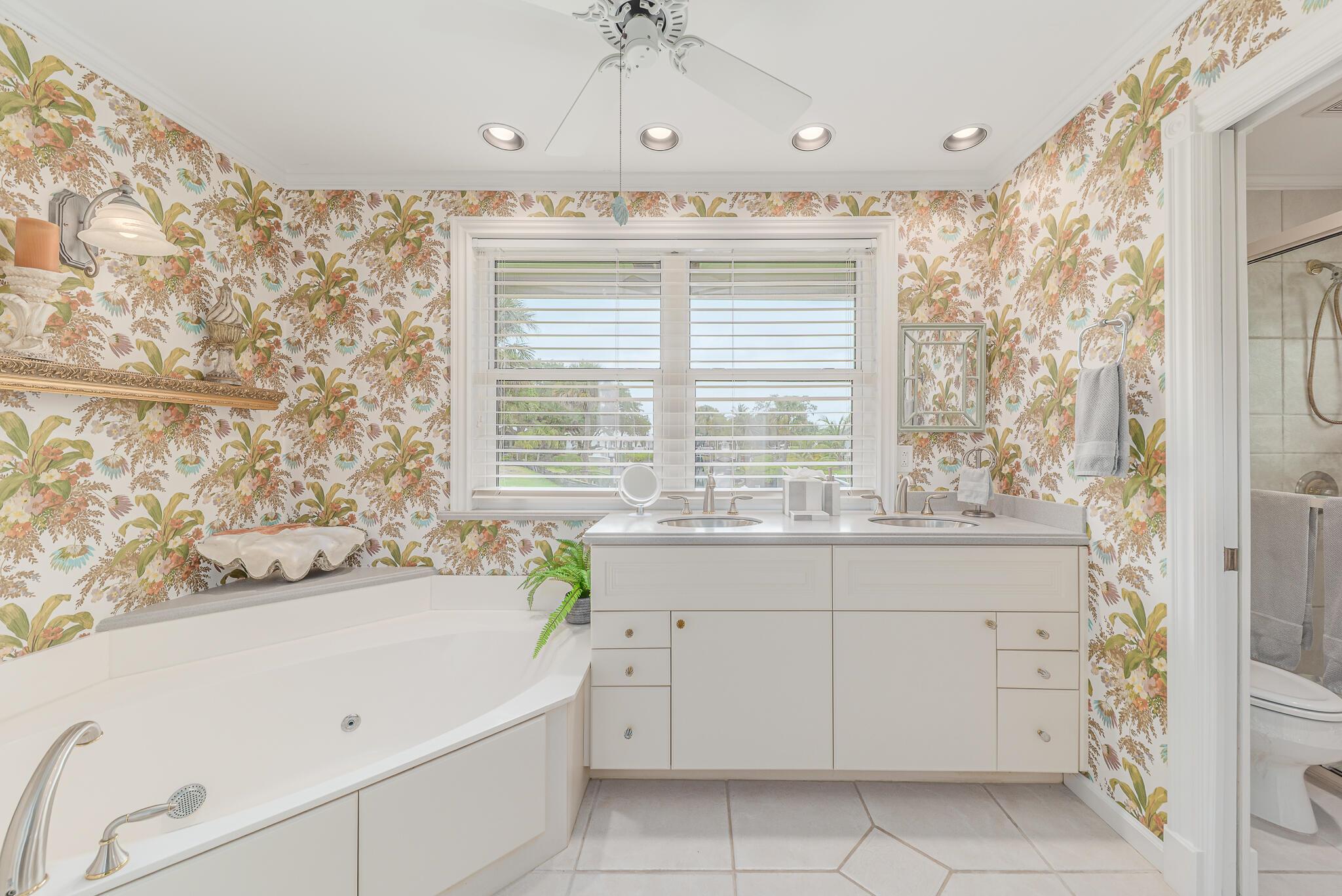 MARINER CAY - Residential