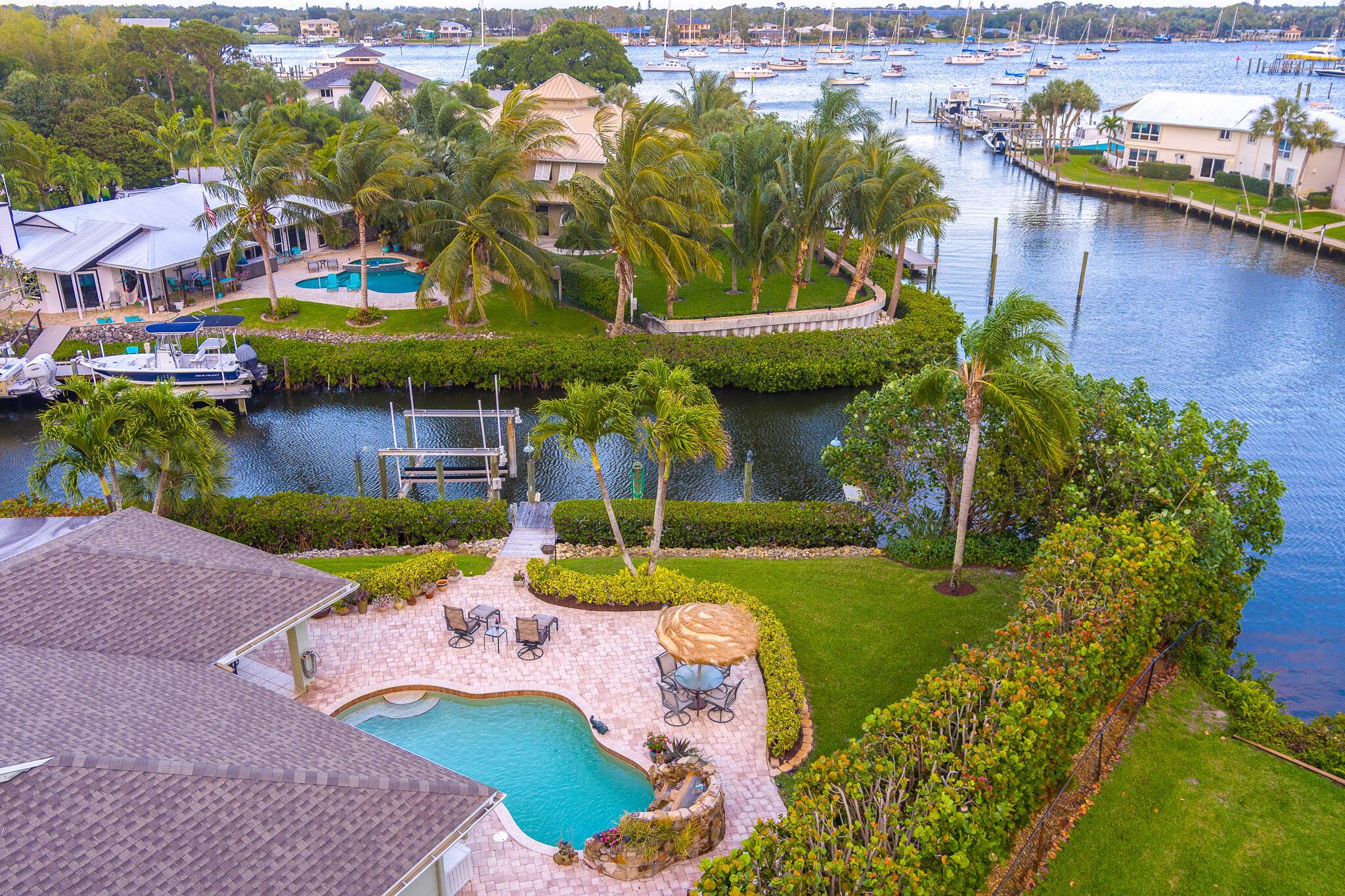 MARINER CAY - Residential