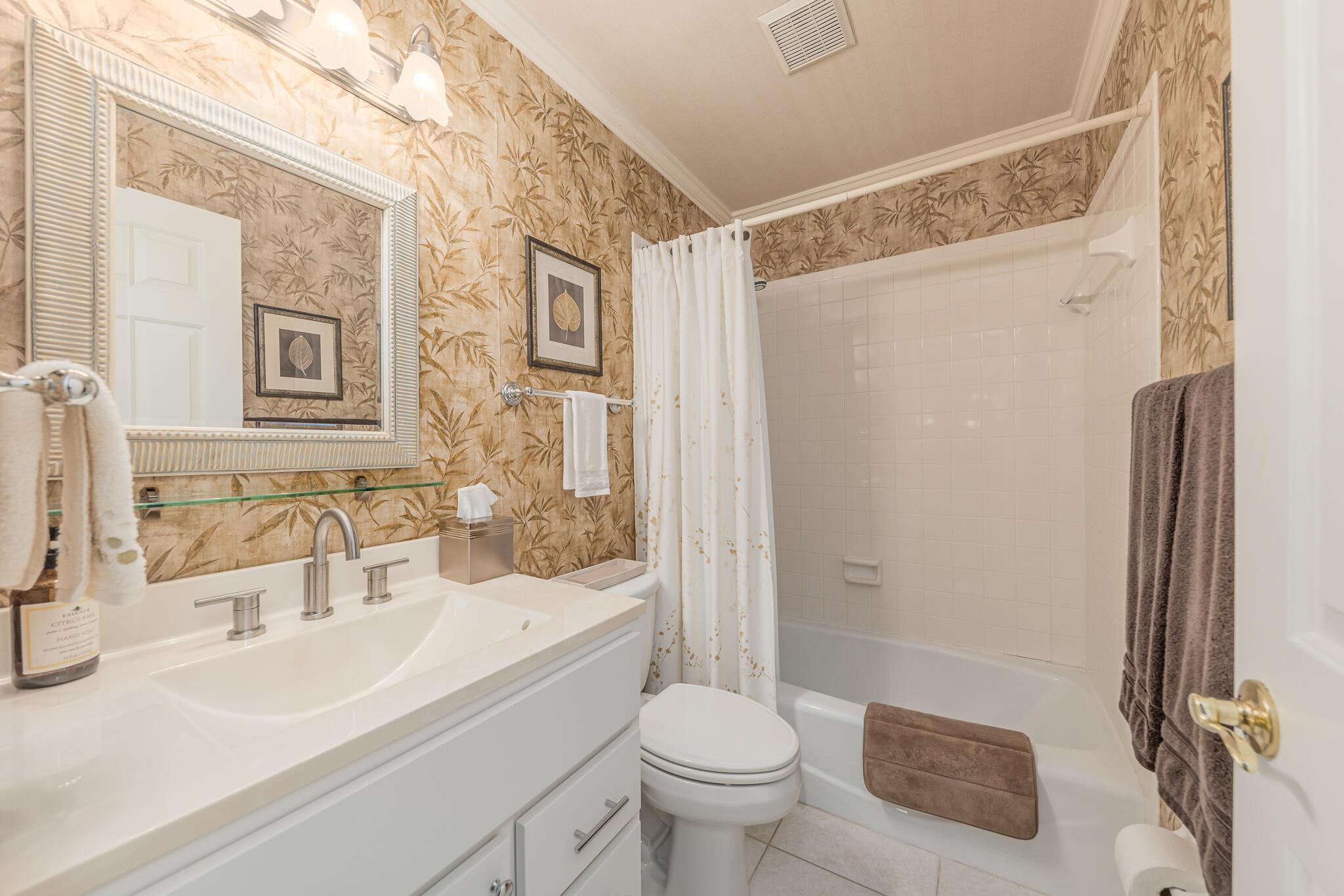 MARINER CAY - Residential