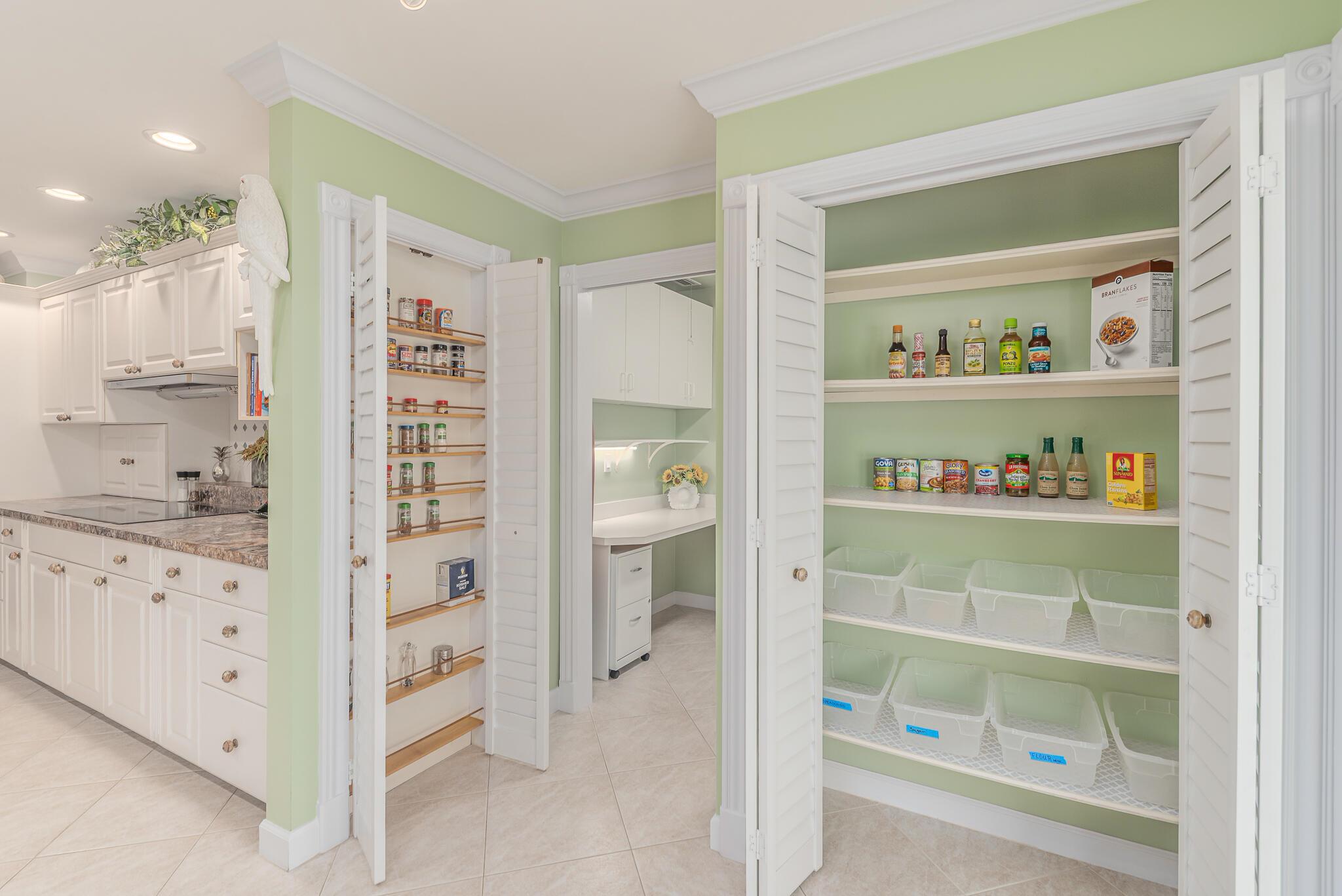 MARINER CAY - Residential