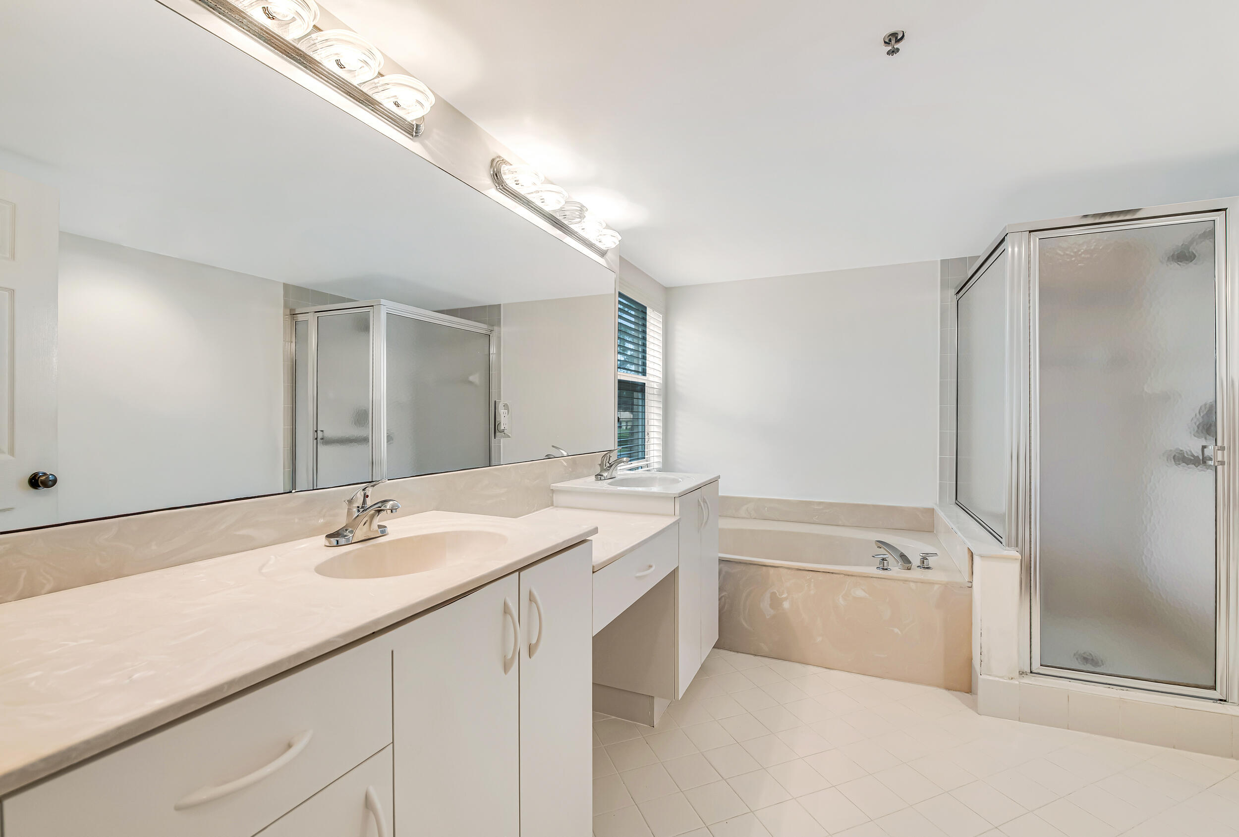 CORAL COVE CONDO - Residential