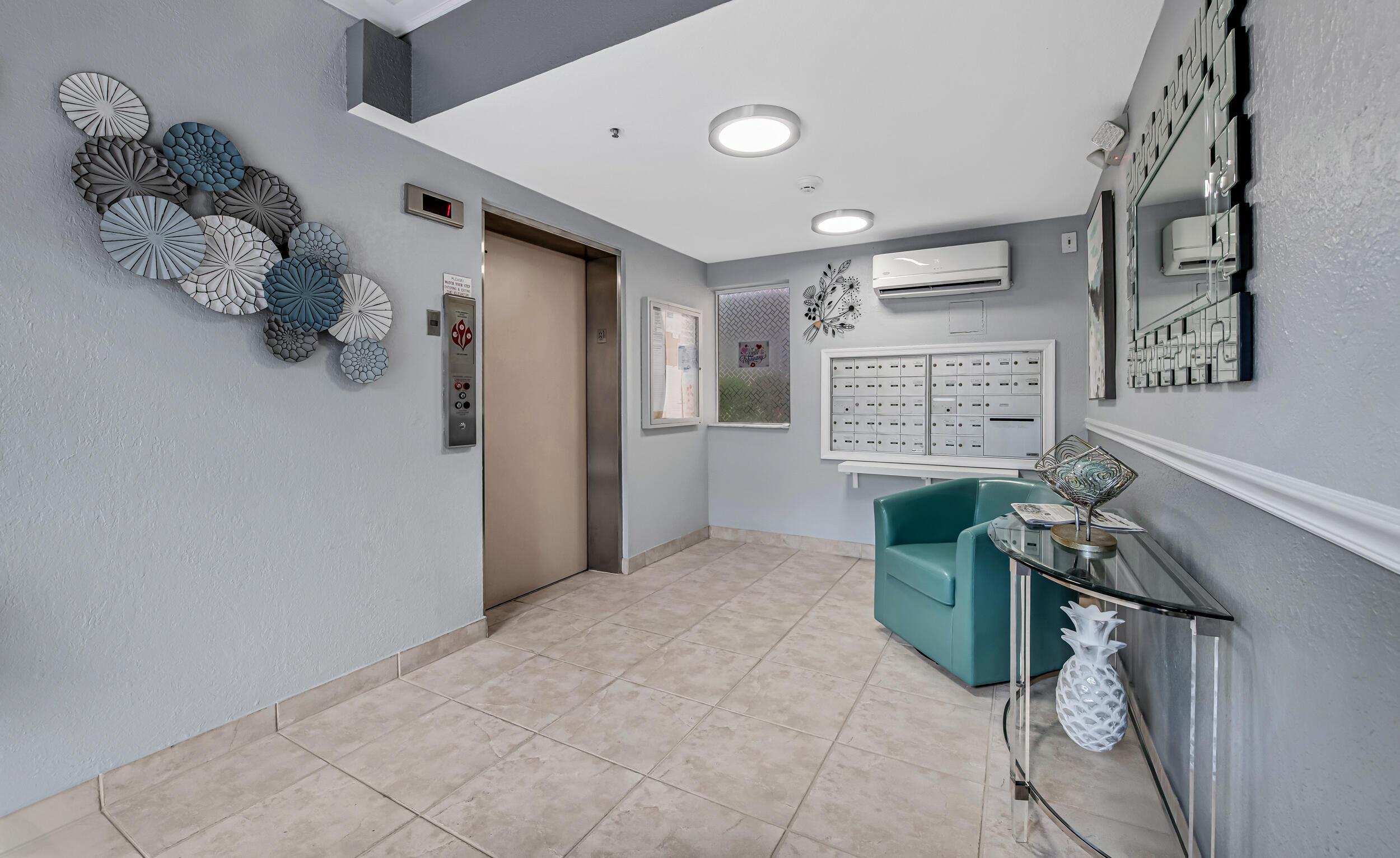 12565 Imperial Isle Drive 208