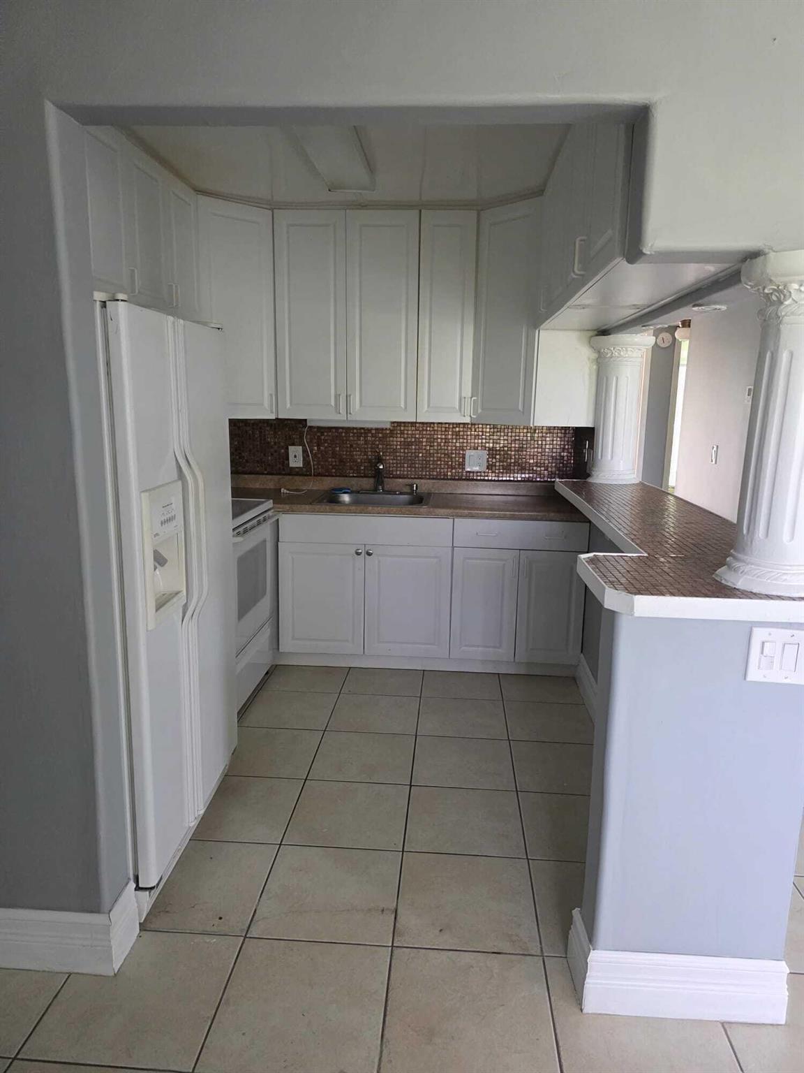 REGAL PALMS MAYFAIR CONDO - Residential