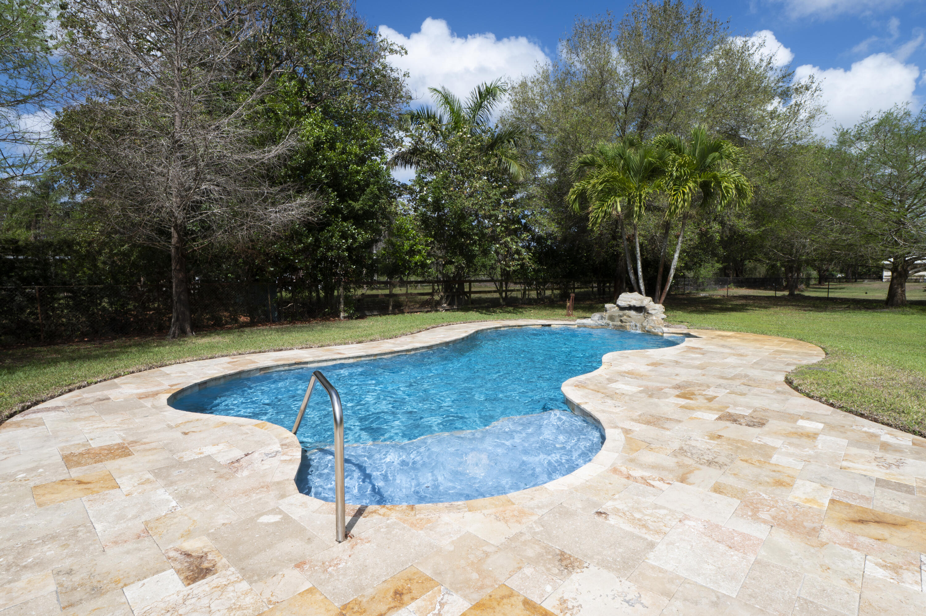 FLA FRUIT LANDS CO - Residential