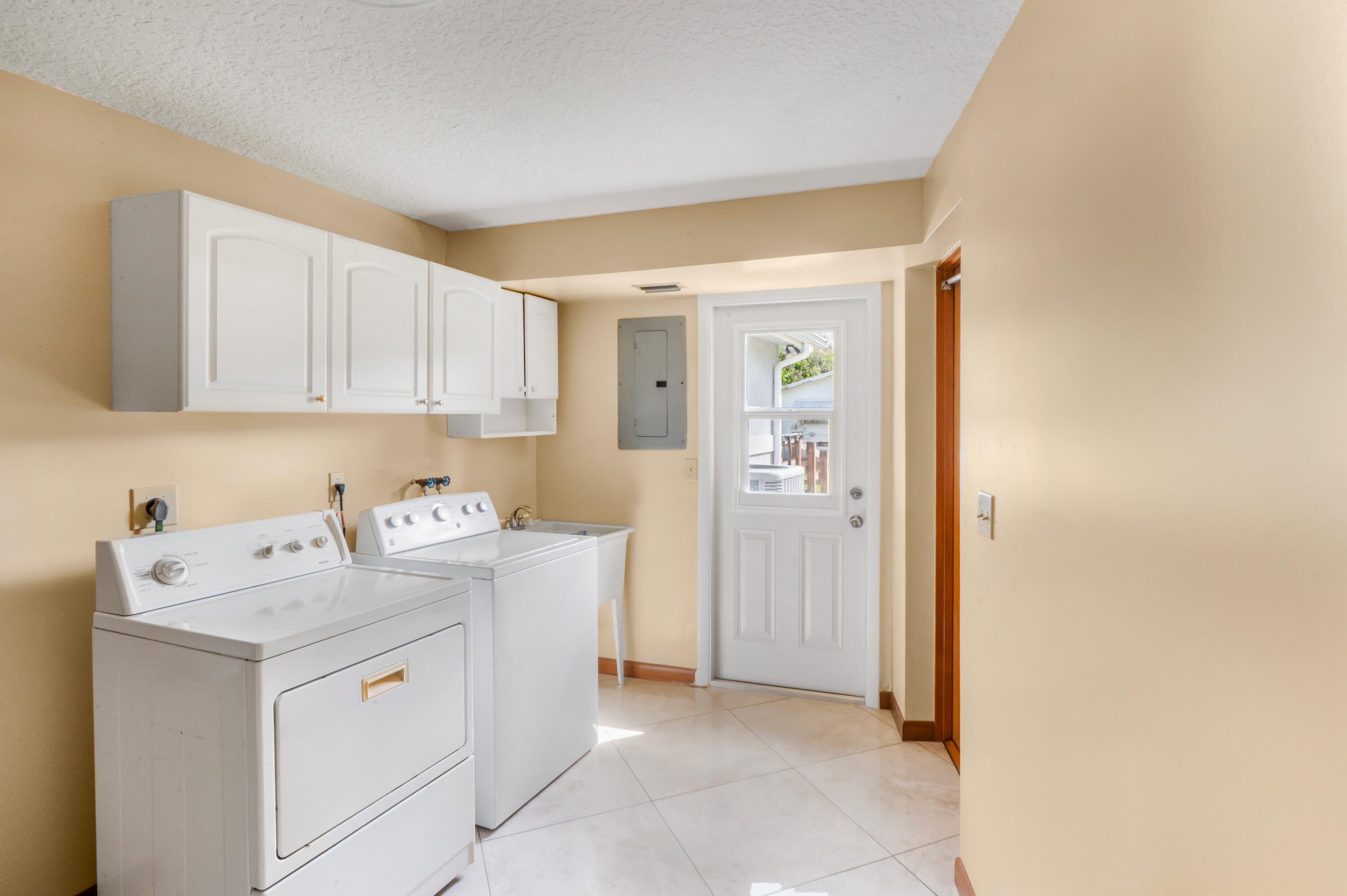 FLA FRUIT LANDS CO - Residential