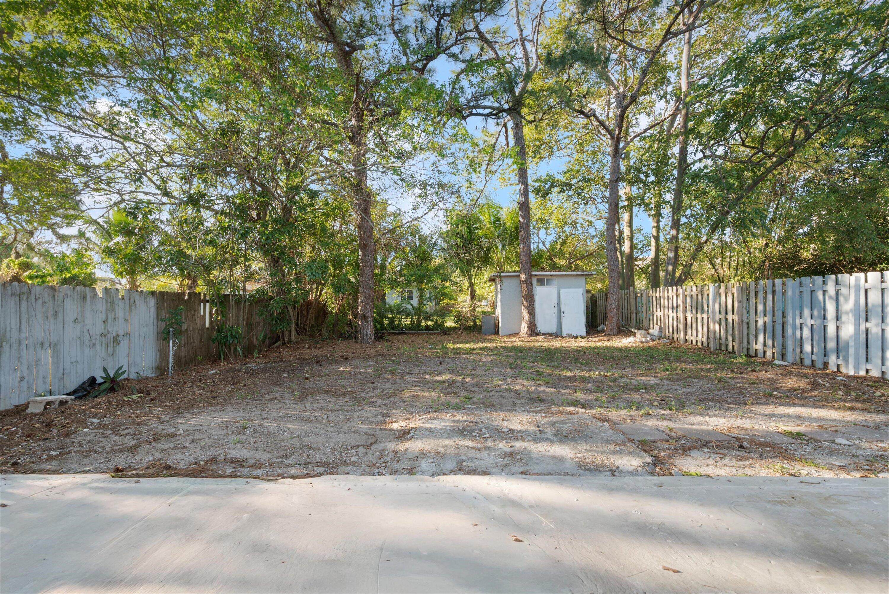 LAFAYETTE HOMESITES - Residential