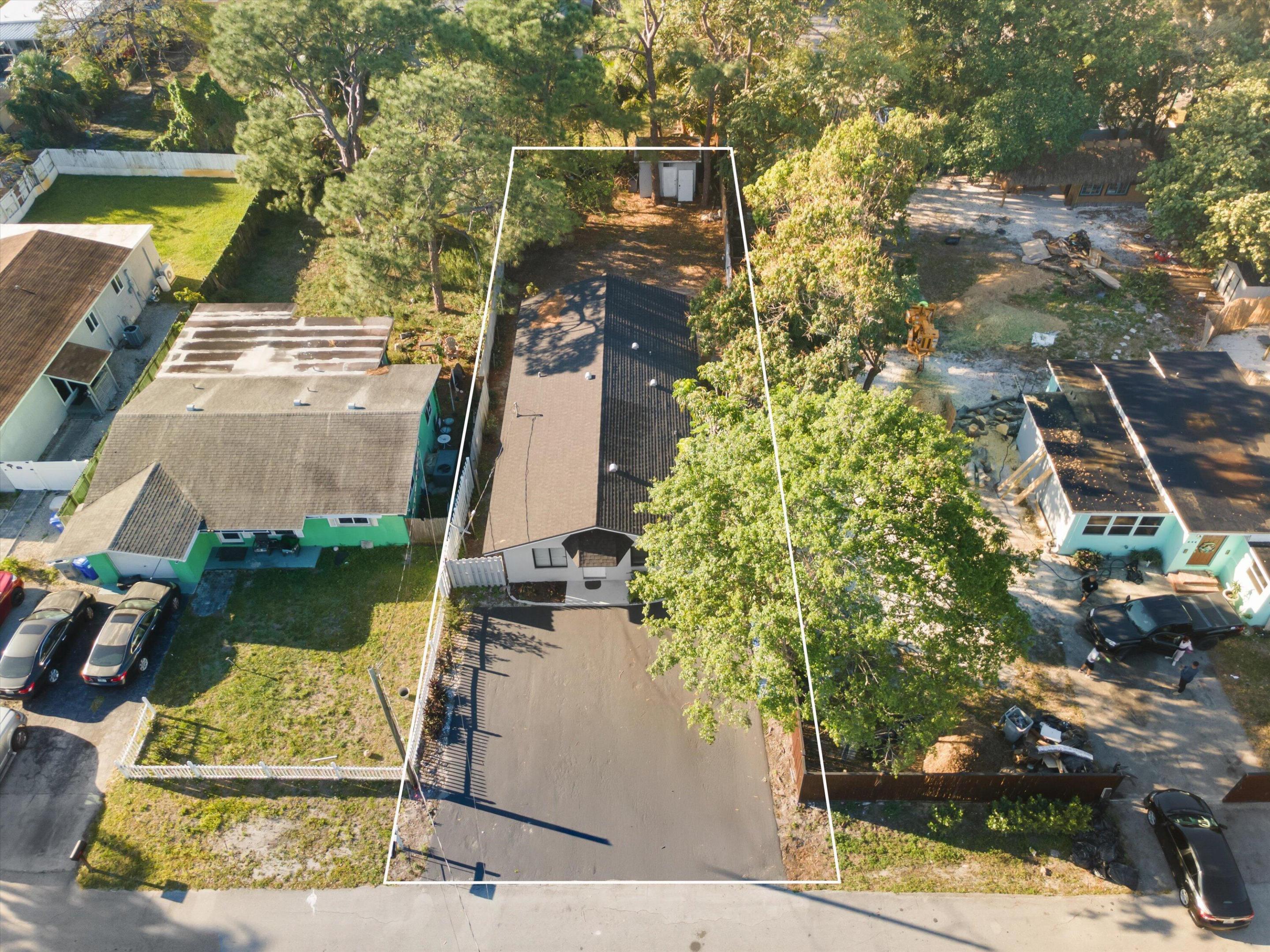 LAFAYETTE HOMESITES - Residential