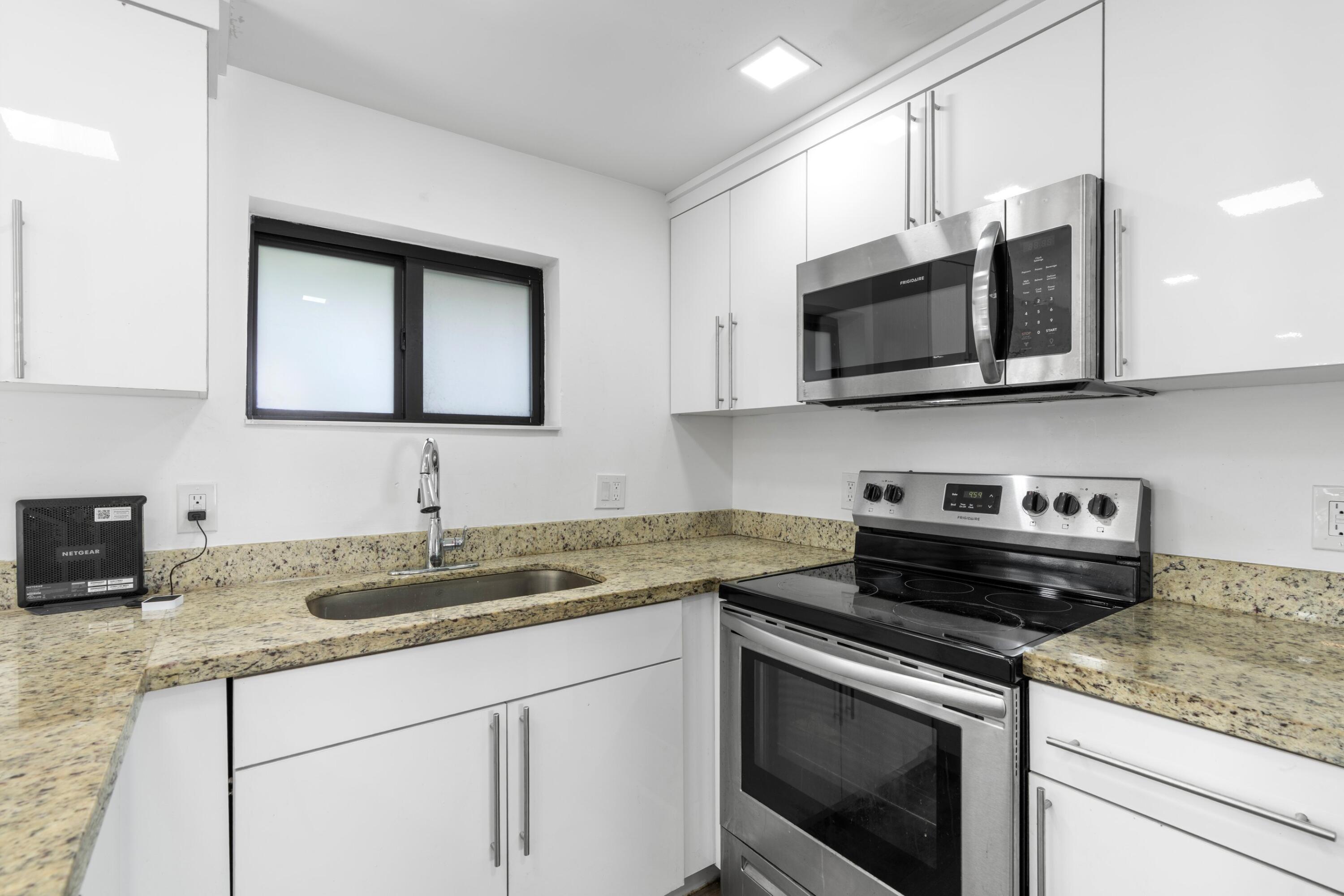 LAFAYETTE HOMESITES - Residential
