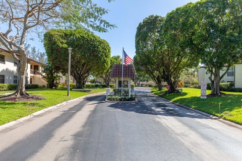 Tiny photo for 21851 ARRIBA REAL #L, Boca Raton, FL 33433 (MLS # B26086299)