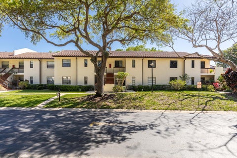 Tiny photo for 21851 ARRIBA REAL #L, Boca Raton, FL 33433 (MLS # B26086299)