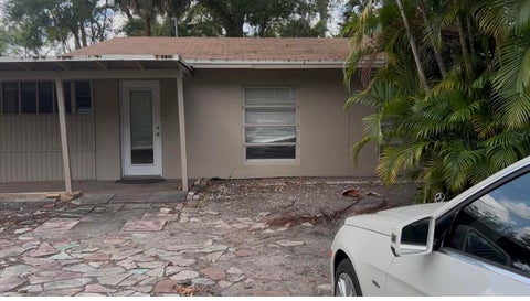 Tiny photo for 1839 SW 23rd Street, Fort Lauderdale, FL 33315 (MLS # B26036322)