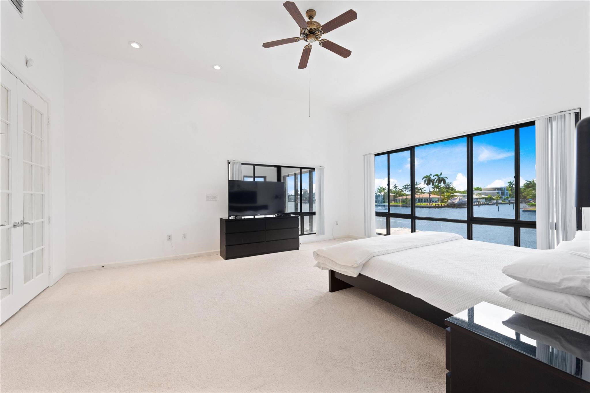 Dolphin Isles - Residential