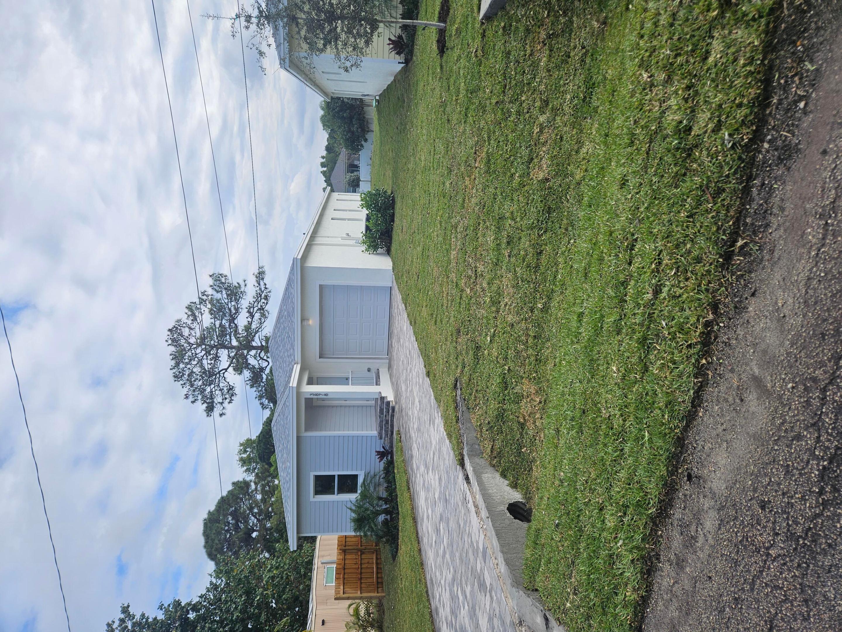 3878 SE Grant Street