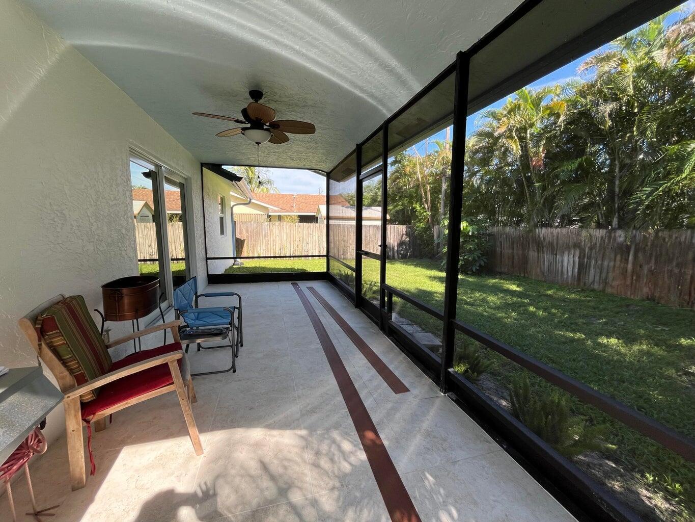 HOBE SOUND ESTATES - Residential Lease