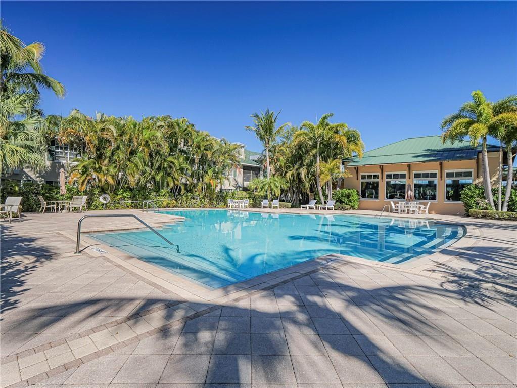 Boulevard Village & Tenni - Residential