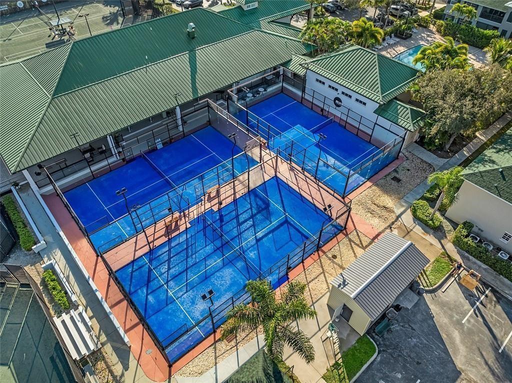 Boulevard Village & Tenni - Residential