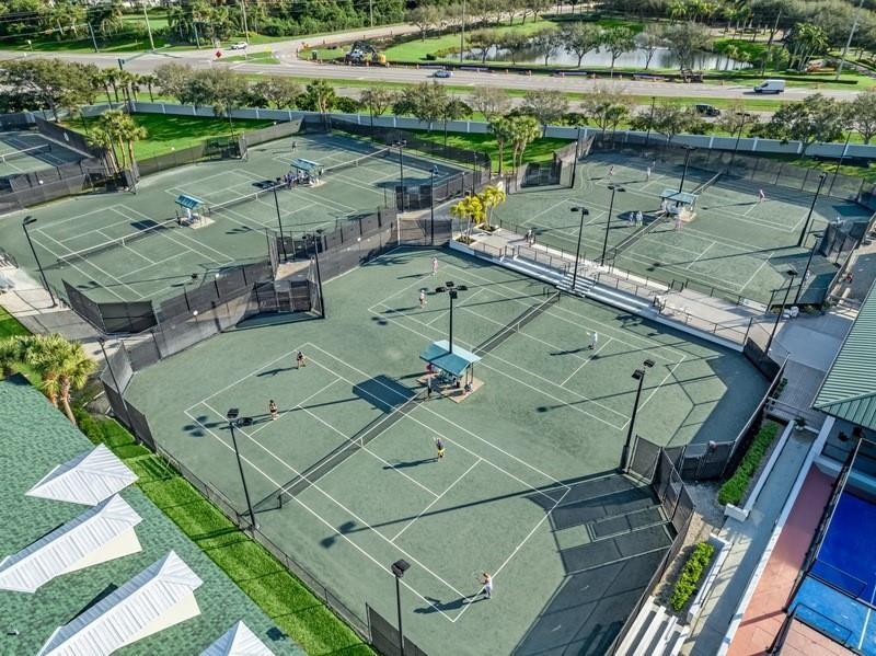 Boulevard Village & Tenni - Residential