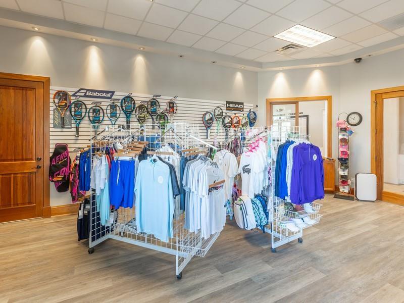 Boulevard Village & Tenni - Residential