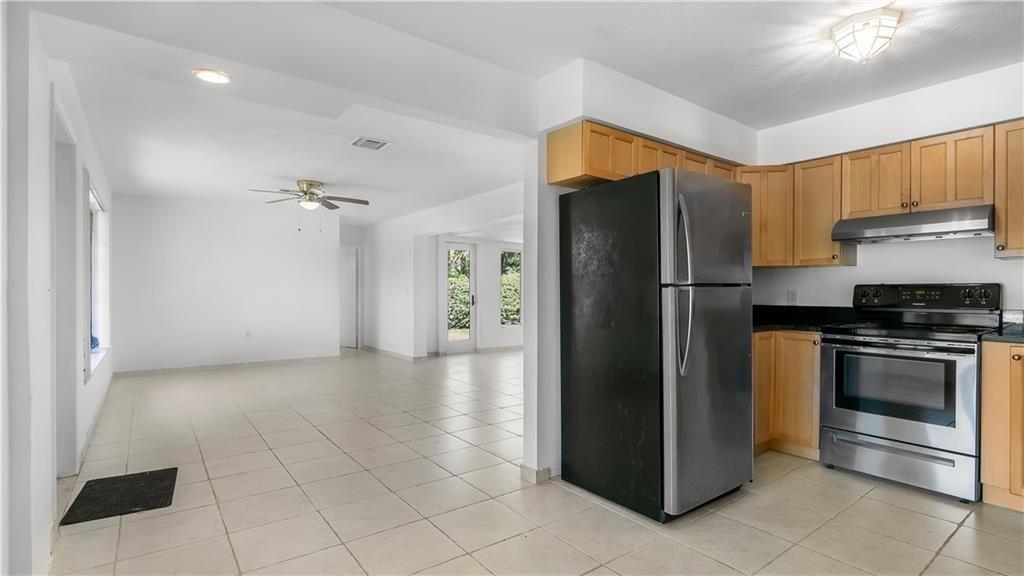 Lighthouse Point Ext 2nd - Residential Lease