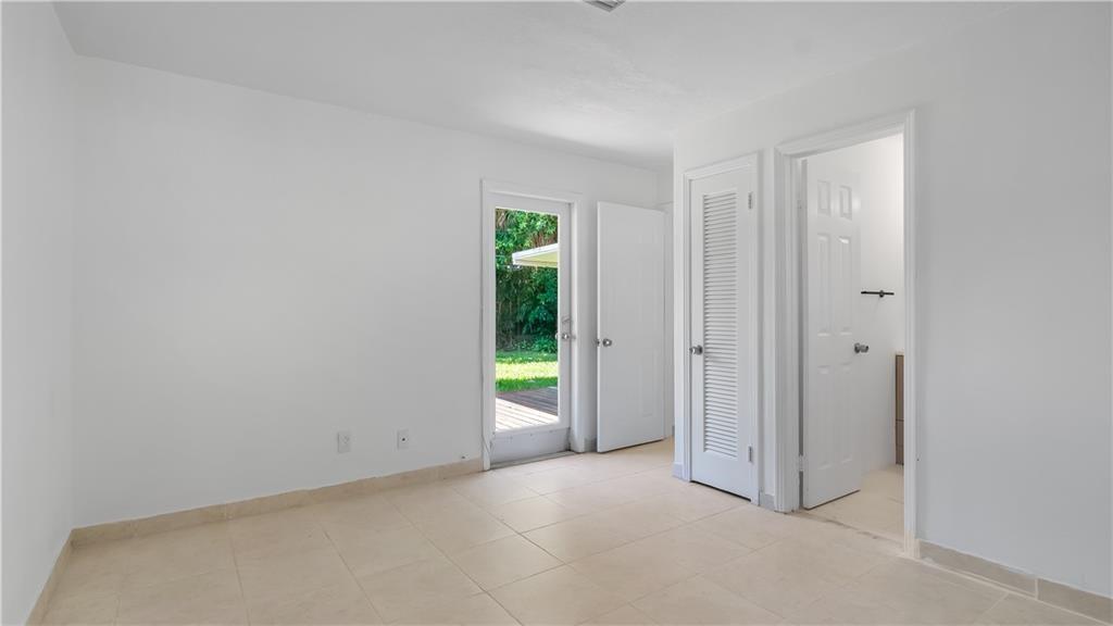 Lighthouse Point Ext 2nd - Residential Lease