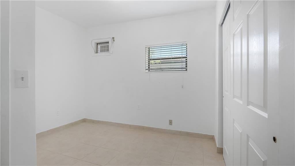 Lighthouse Point Ext 2nd - Residential Lease