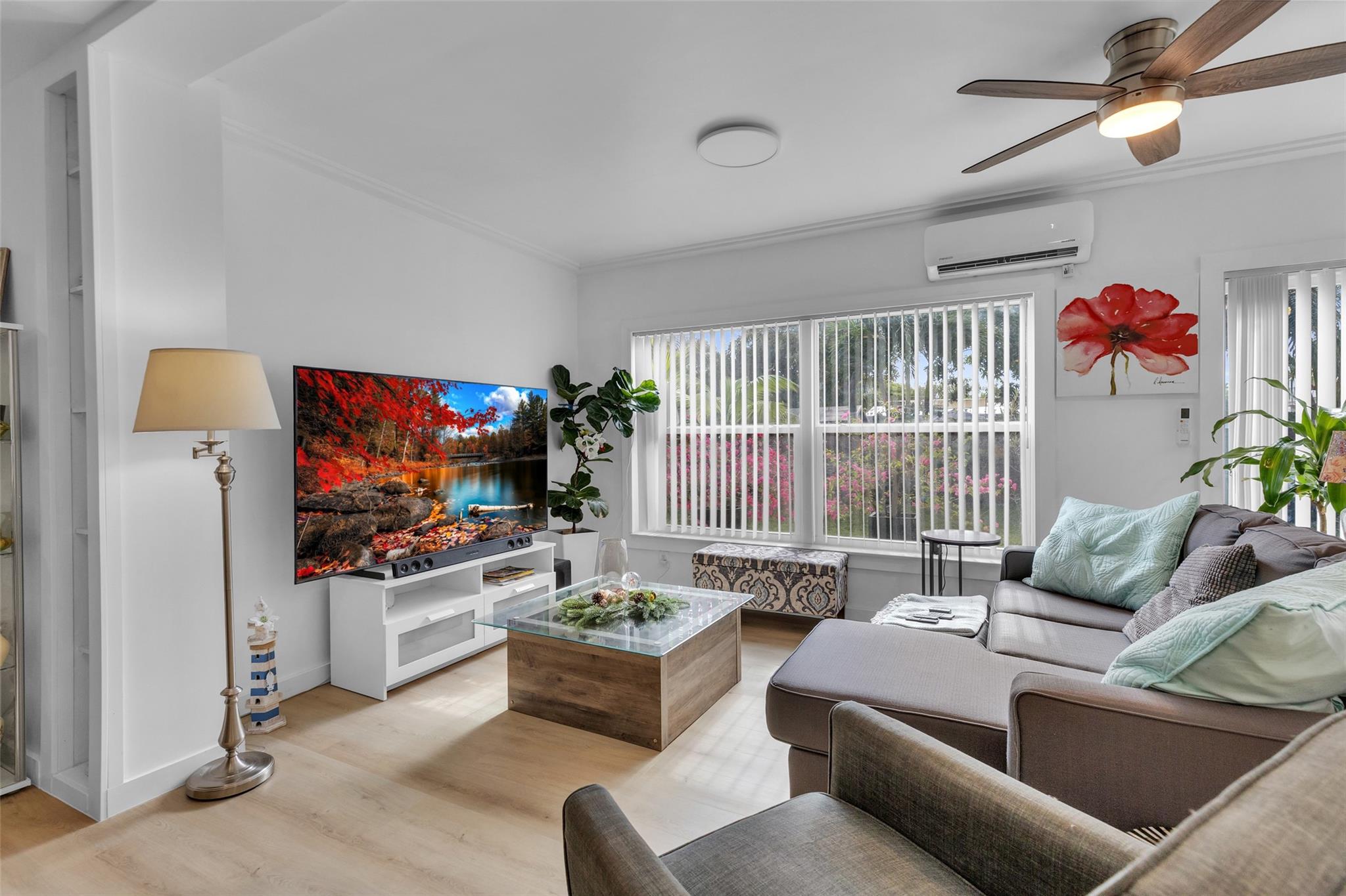 Park Road Manor 30-19 B - Residential