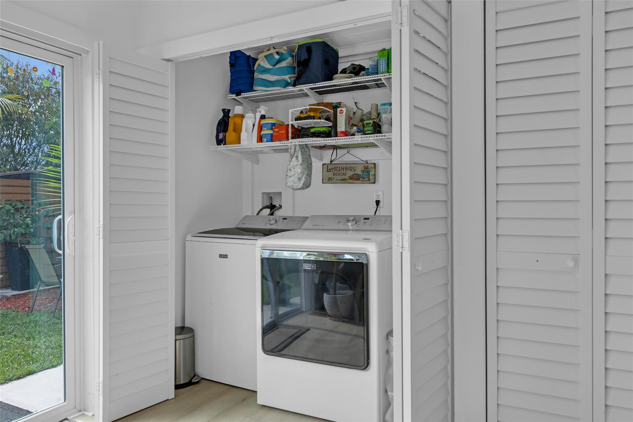 Park Road Manor 30-19 B - Residential