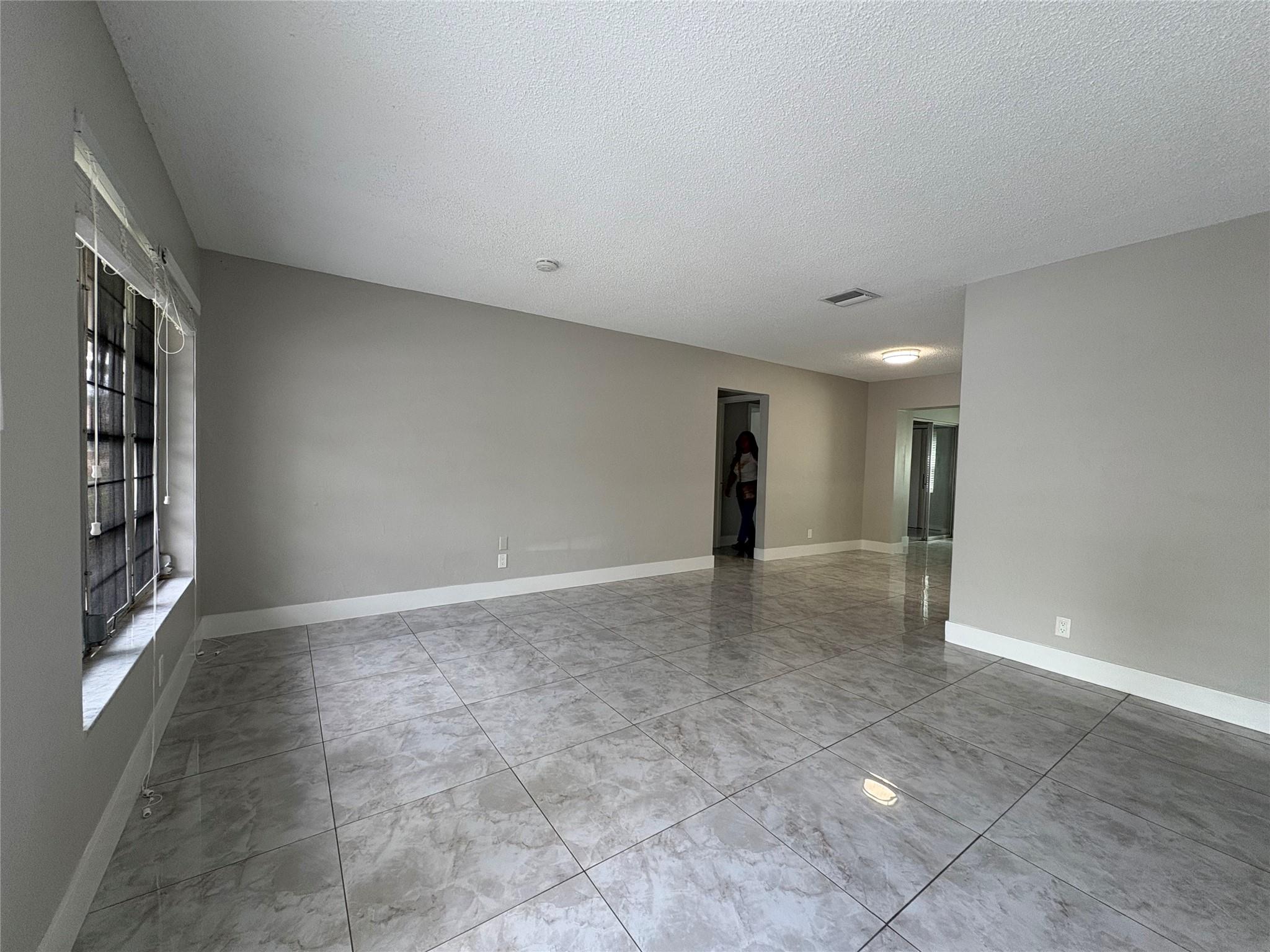 Mainlands Of Tamarac Lake - Residential Lease