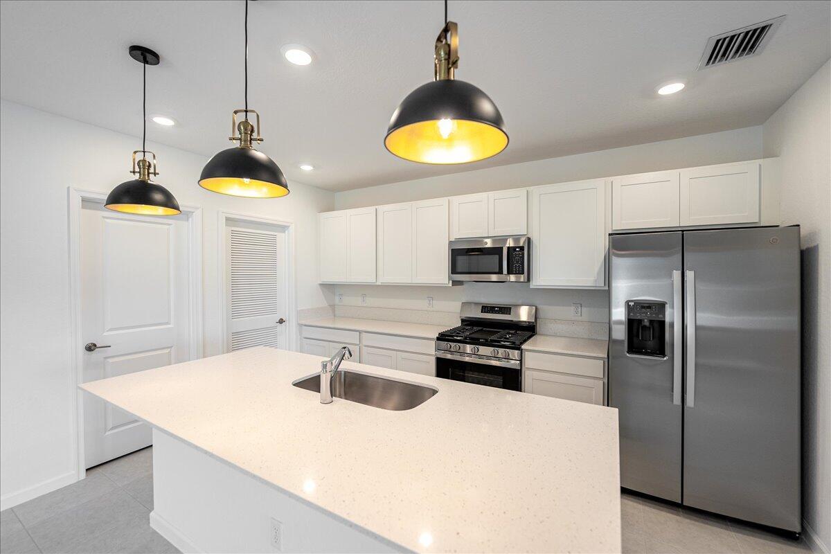 LTC RANCH WEST PHASE 1 Br - Residential Lease