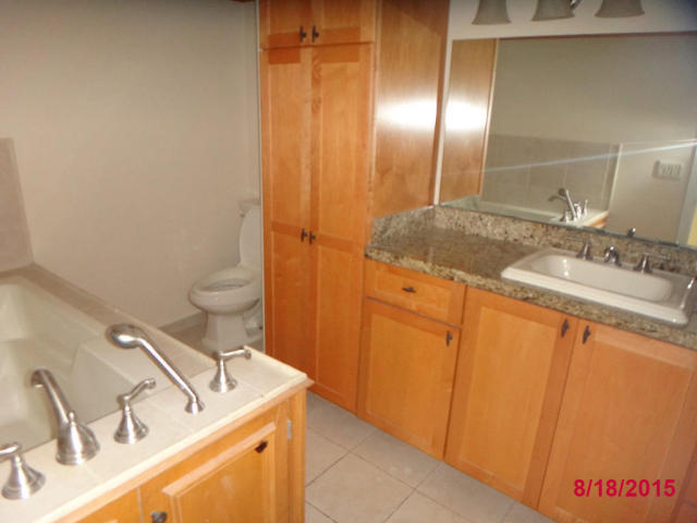 FOREST LAKES - Residential Lease