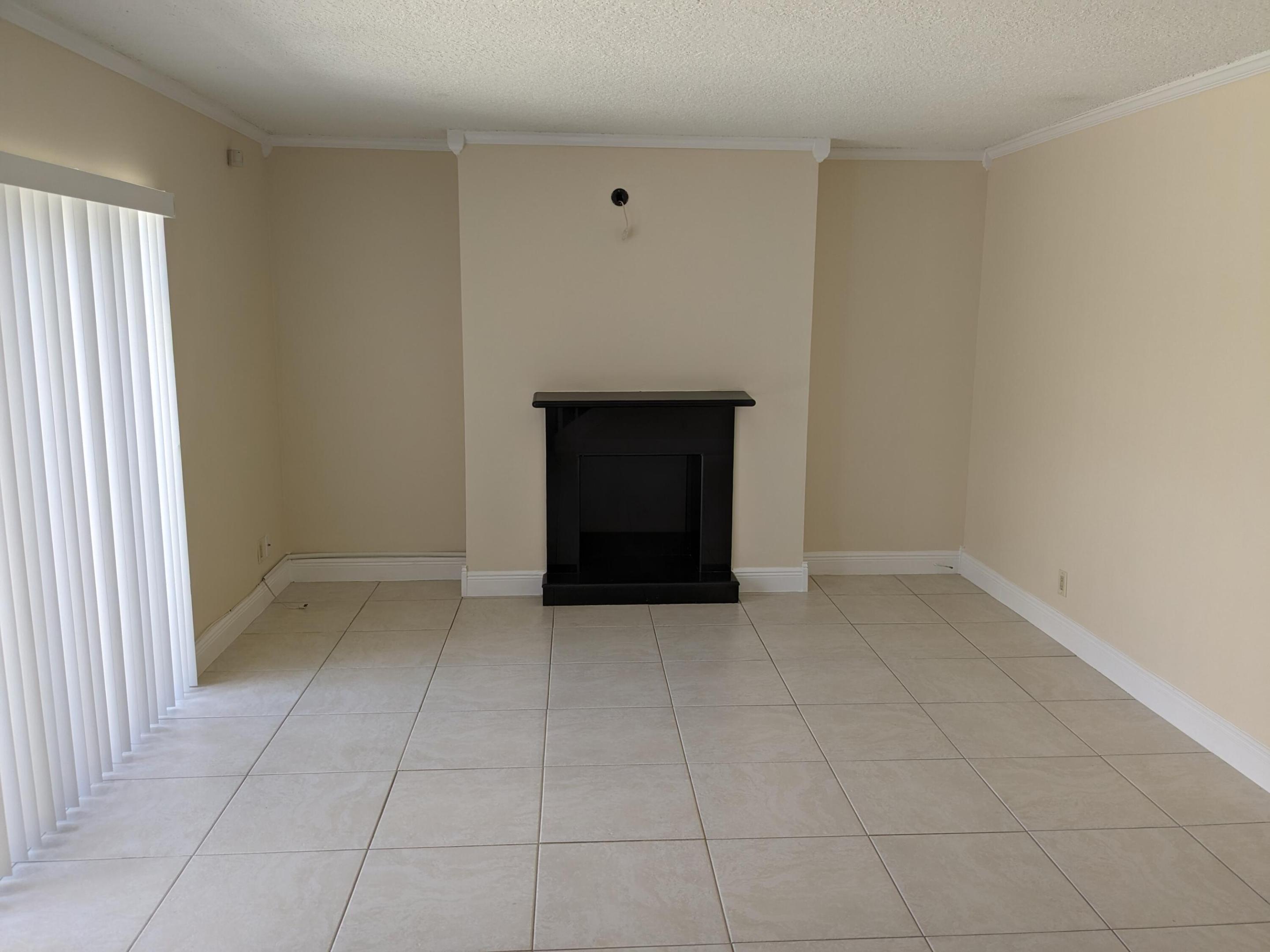 FOREST LAKES - Residential Lease