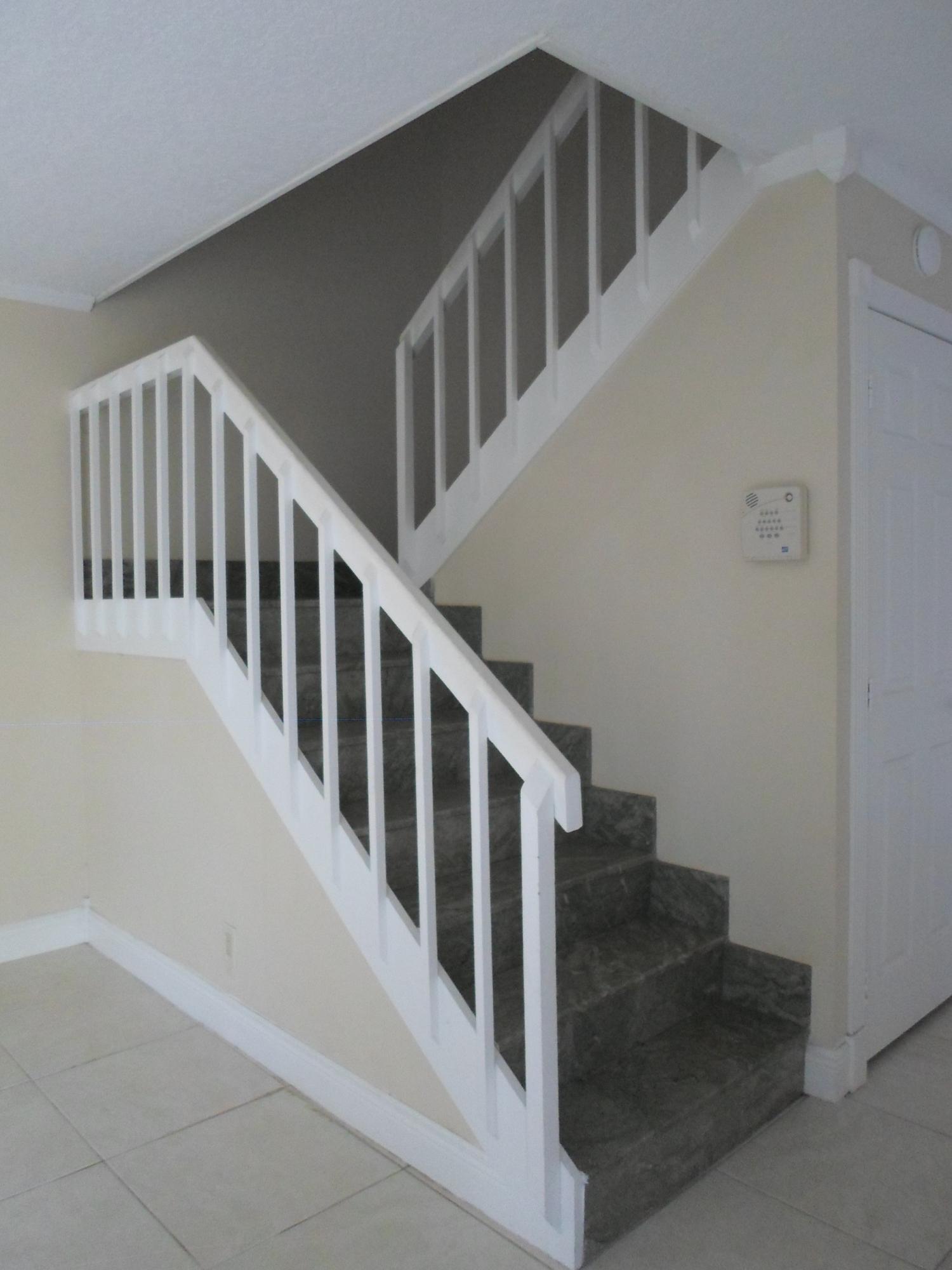 FOREST LAKES - Residential Lease