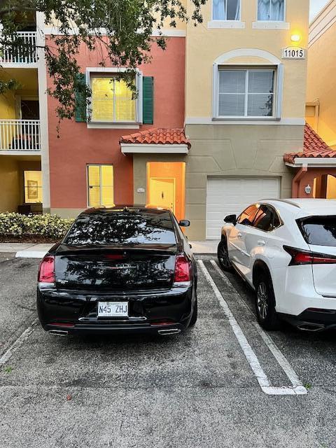 1 car gar. grd floor, fully furn . w/d inside, side by side. Immaculate. tiled thru out.