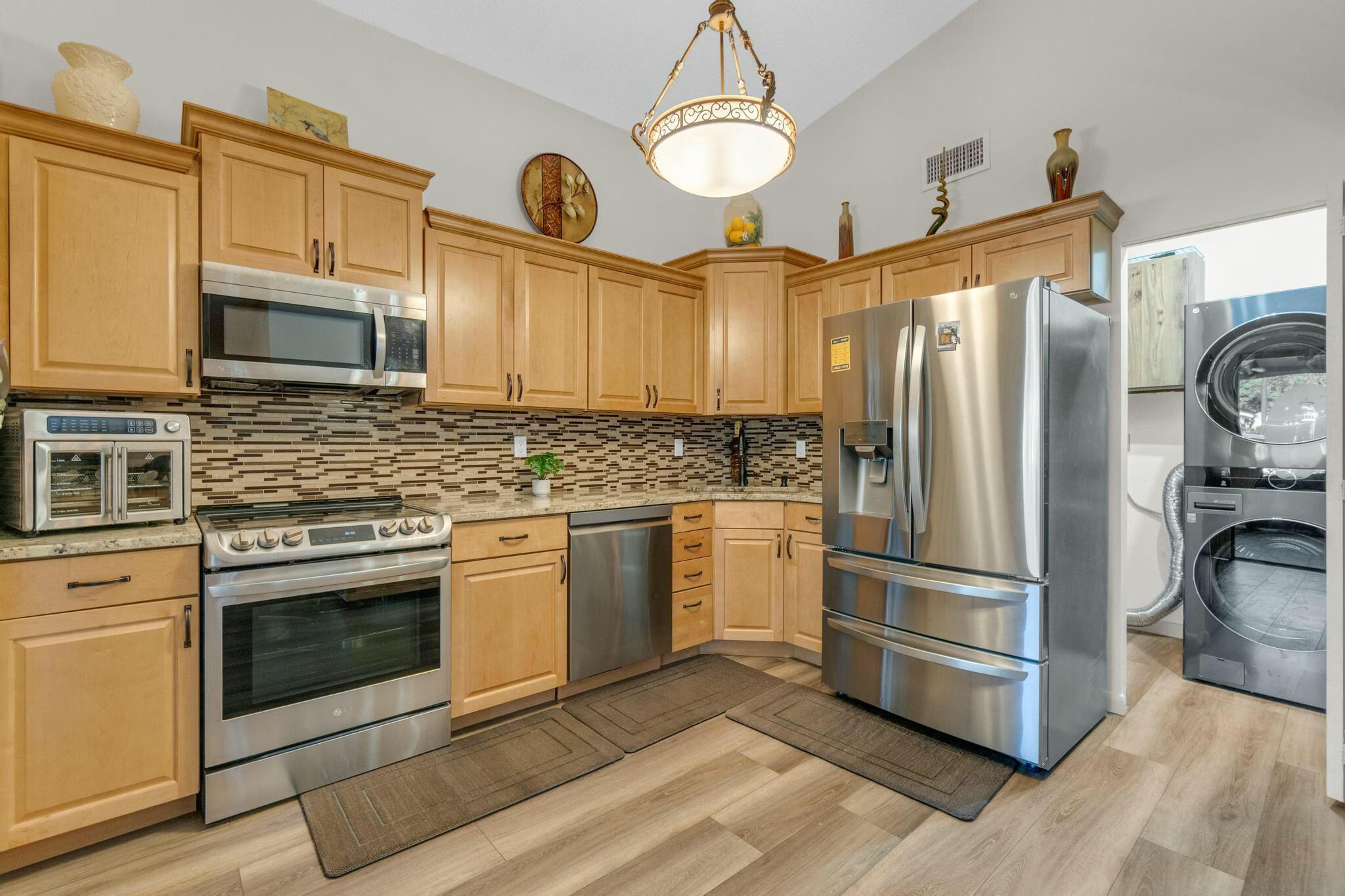 4389 Willow Pond Circle