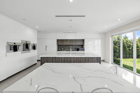 Tiny photo for 4921 NE 28TH Avenue, Lighthouse Point, FL 33064 (MLS # B26063573)