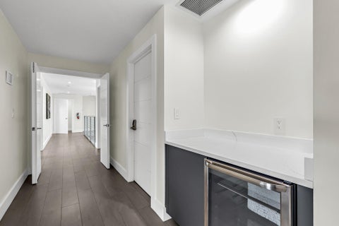 Tiny photo for 4921 NE 28TH Avenue, Lighthouse Point, FL 33064 (MLS # B26063573)