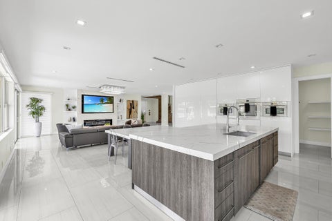 Tiny photo for 4921 NE 28TH Avenue, Lighthouse Point, FL 33064 (MLS # B26063573)
