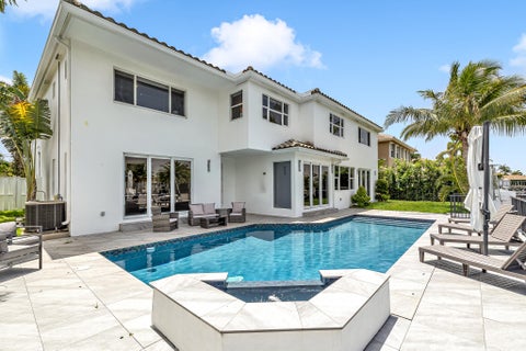Tiny photo for 4921 NE 28TH Avenue, Lighthouse Point, FL 33064 (MLS # B26063573)