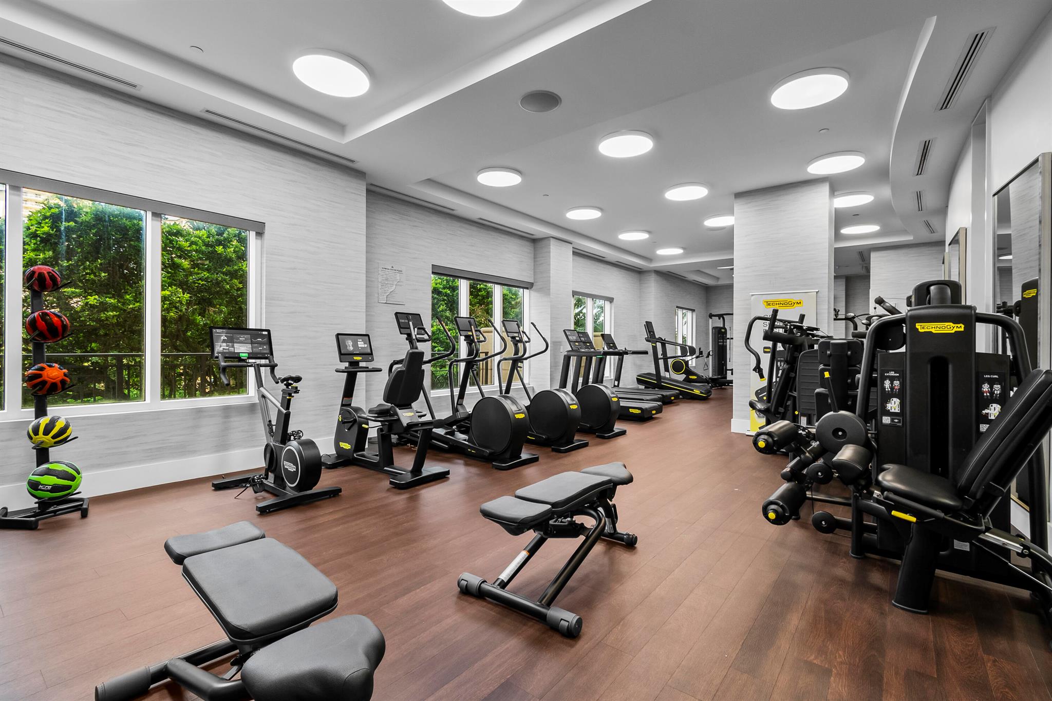 RESORT AT SINGER ISLAND R - Residential Lease