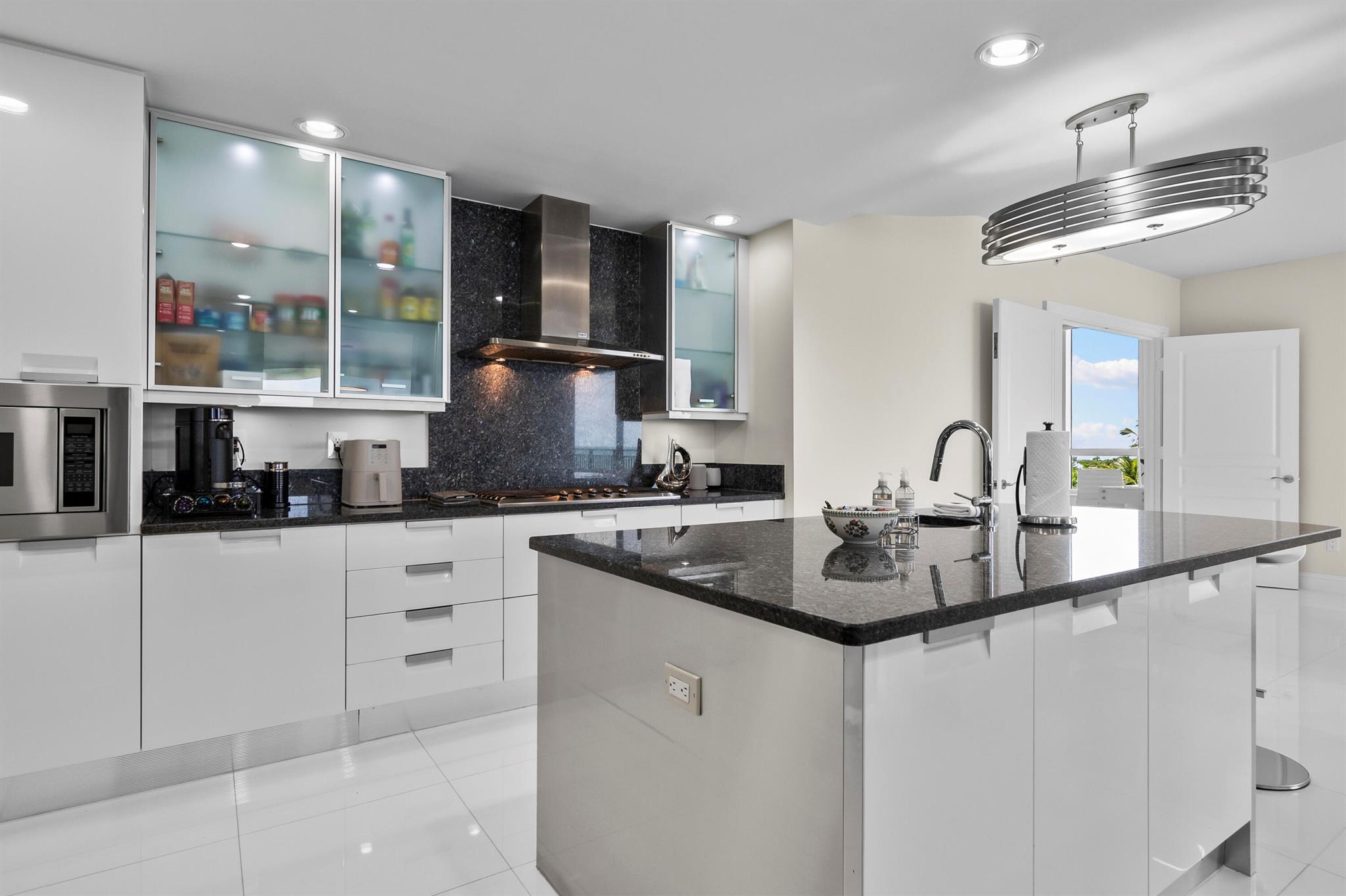 RESORT AT SINGER ISLAND R - Residential Lease