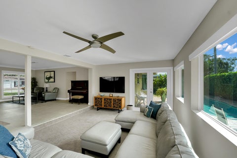 Tiny photo for 5961 NE 22ND Way, Fort Lauderdale, FL 33308 (MLS # B26089248)